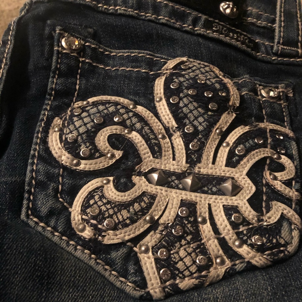 Size 25 Miss Me Jeans - Boot Cut Fleur